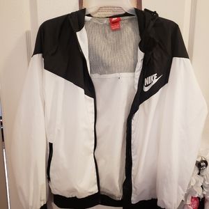 Nike windbreaker